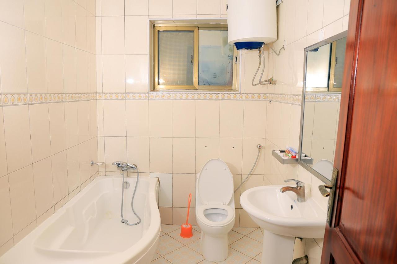 Victoria Royal Hotel Entebbe Eksteriør bilde